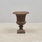 1479 7080 GARDEN URN